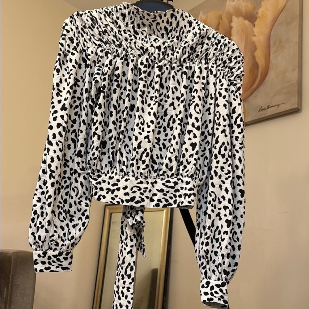 Black and White Smocked Sailor Collar Blouse